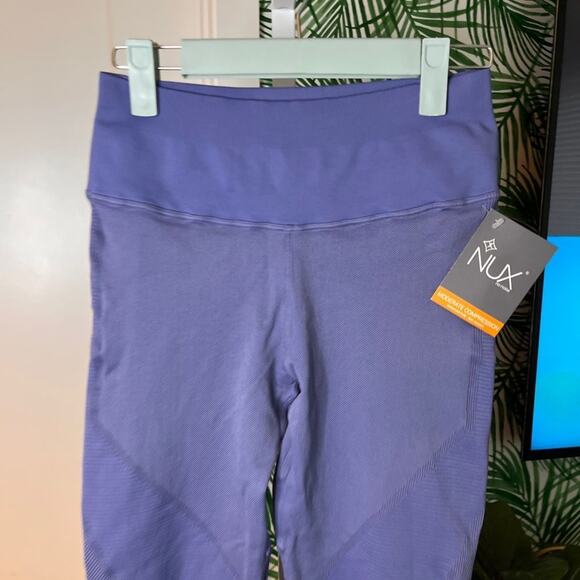 NWT NUX One by One 7/8 Leggings in Blue Size large - Picture 3 of 6